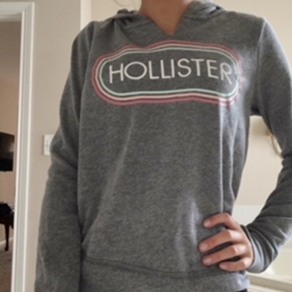 hollister grey w rainbow logo hoodie size XS